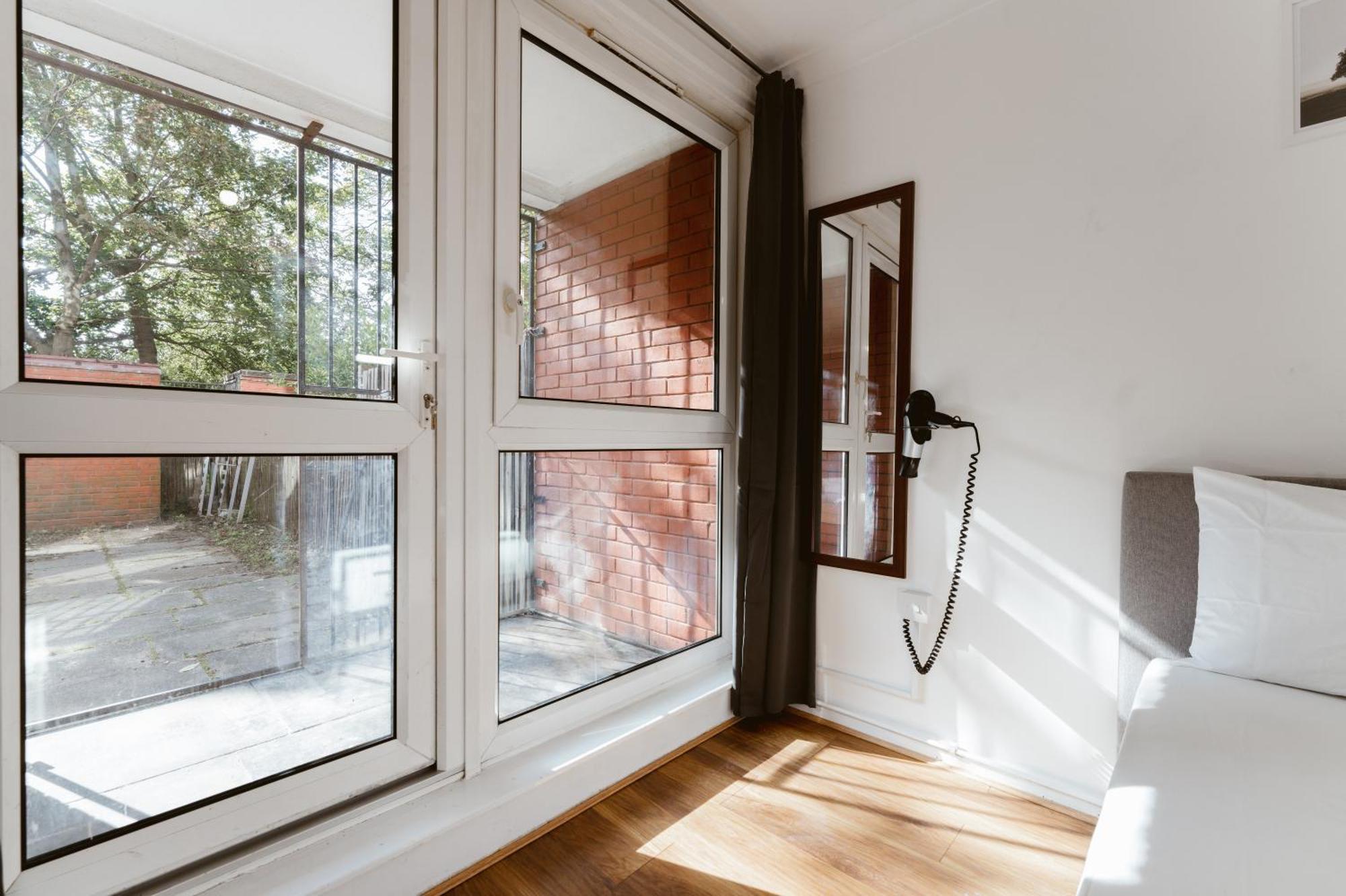 Shadwell Double Room - 13 London Eksteriør billede