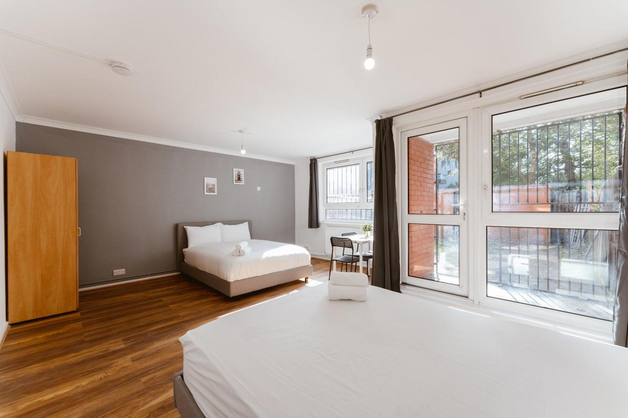 Shadwell Double Room - 13 London Eksteriør billede